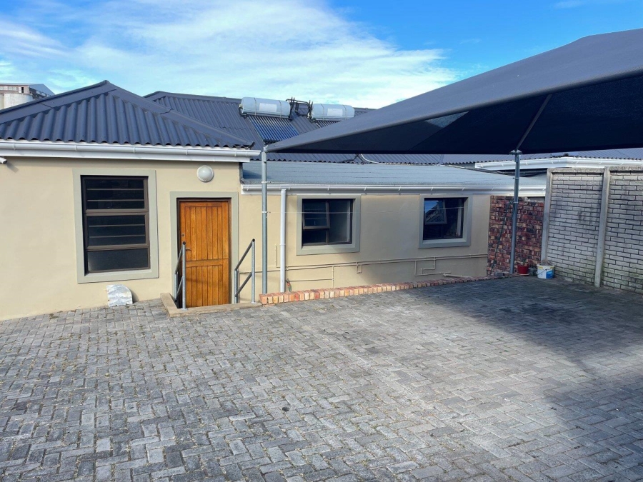 To Let 2 Bedroom Property for Rent in West Bank Eastern Cape